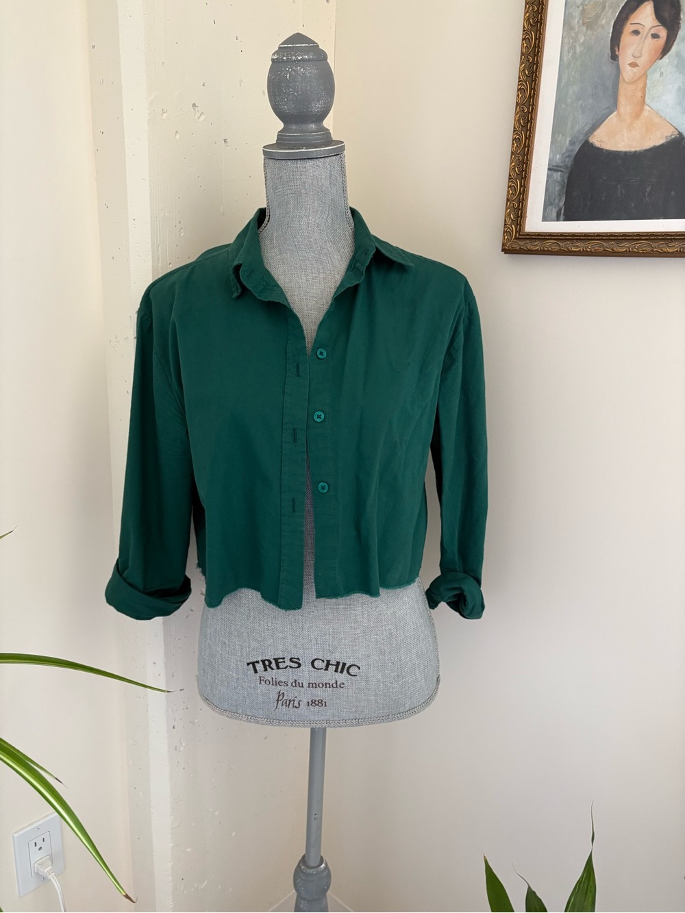 Women's Green Cropped Button-Up Shirt